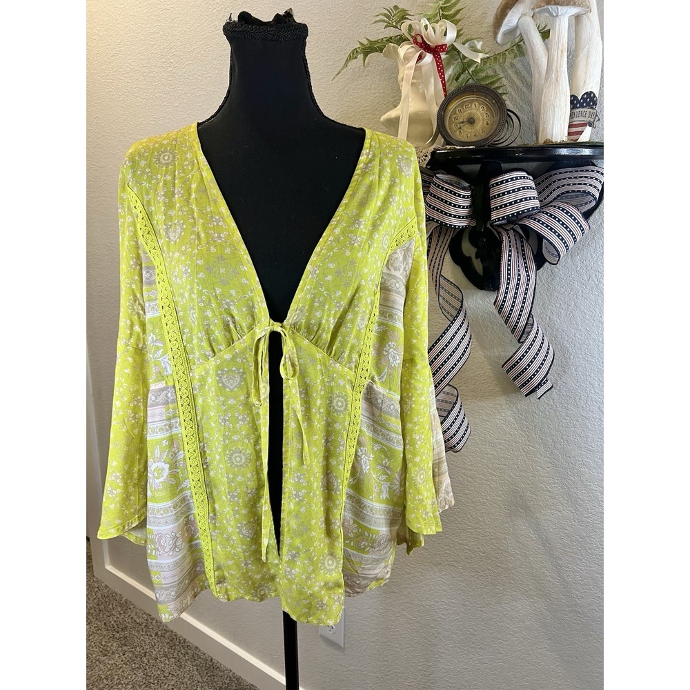 Cato Lime Green Tan Boho Hanky Sleeve Lace Trim TieFront Blouse Sz L Shabby Chic